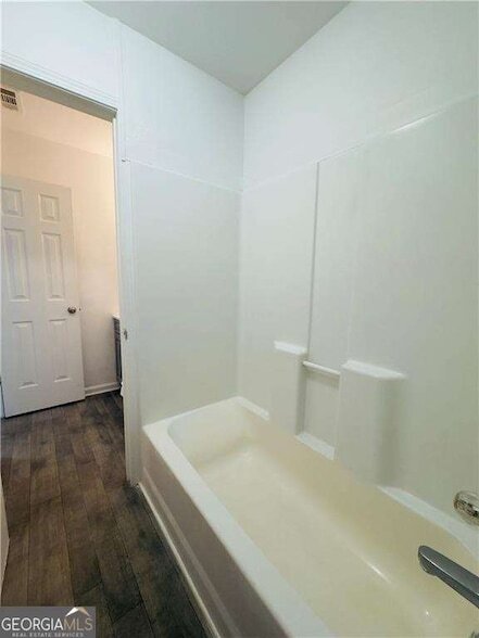 Building Photo - 3759 Mulkey Cir SW