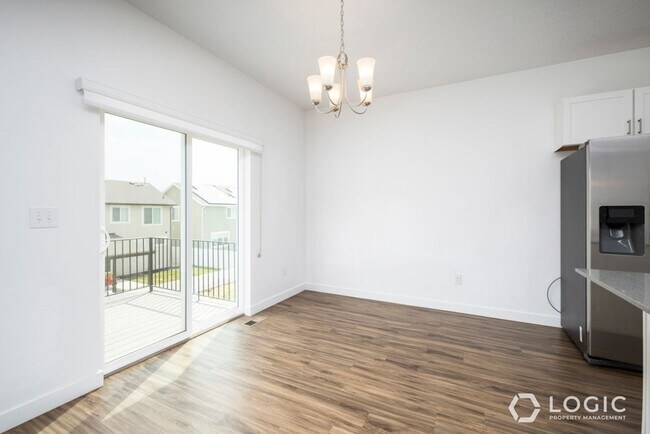 Building Photo - 14817 Pelé Ln