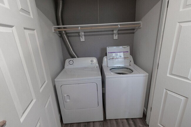 Building Photo - 3411 Crossings Dr