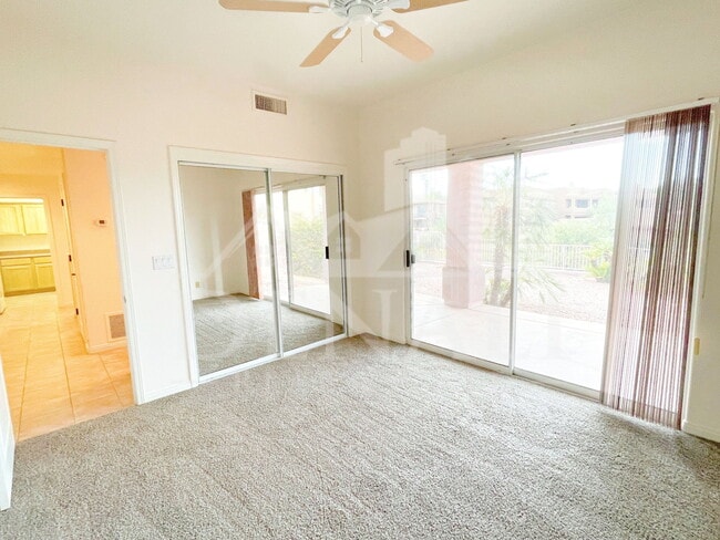 Building Photo - 16044 E Sunflower Dr