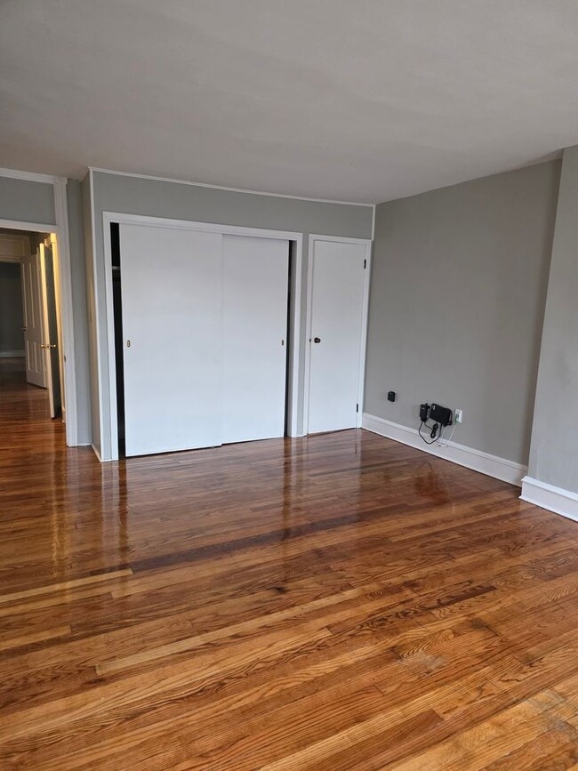 Building Photo - City of Wilmington Hedgeville Area