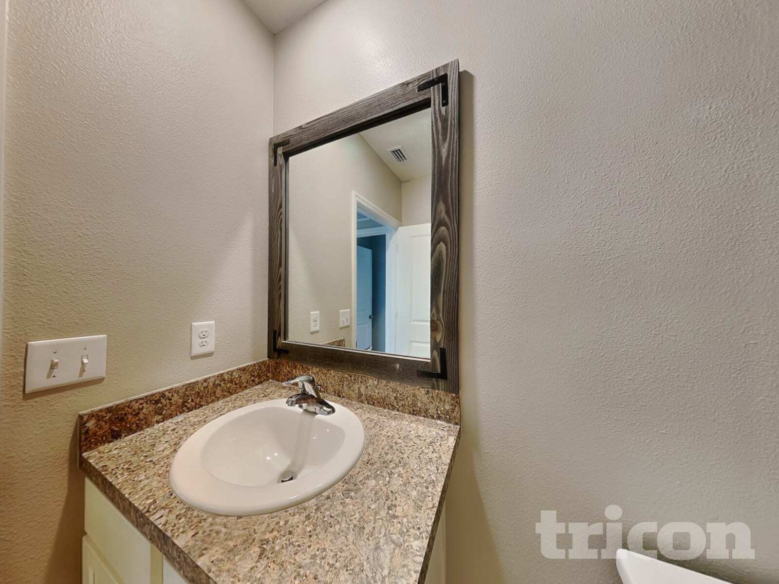 Building Photo - 10212 Cloudburst Ct