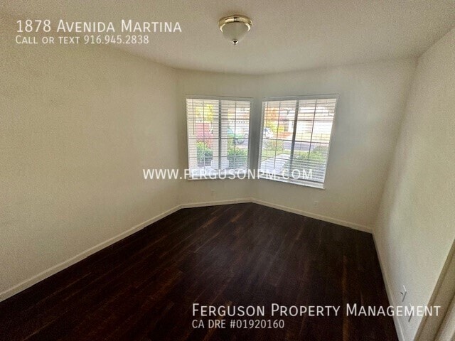 Building Photo - 1878 Avenida Martina