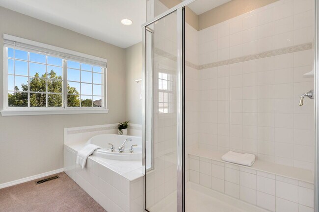 Building Photo - 2408 Pierce Ct