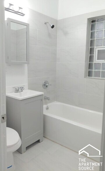 Building Photo - 1741 N Central Park Ave