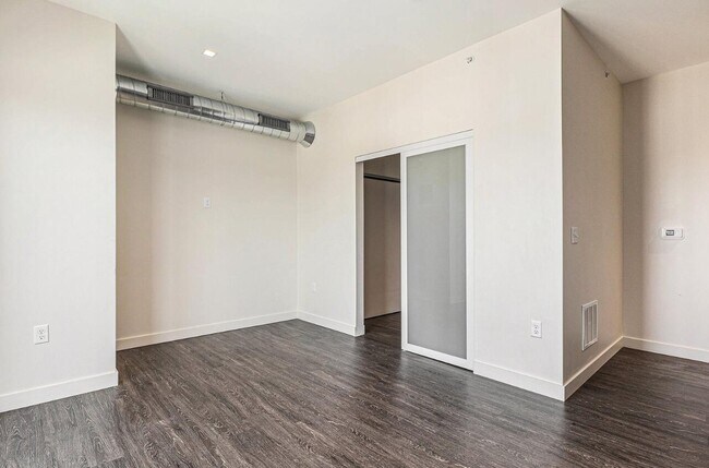 Building Photo - 503 Horton St