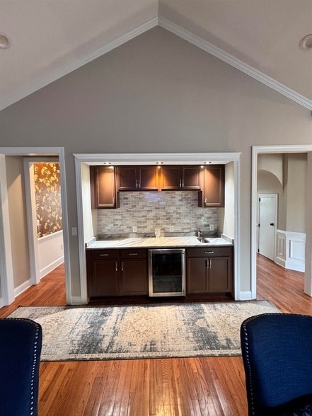 Building Photo - 3771 Waterford Dr