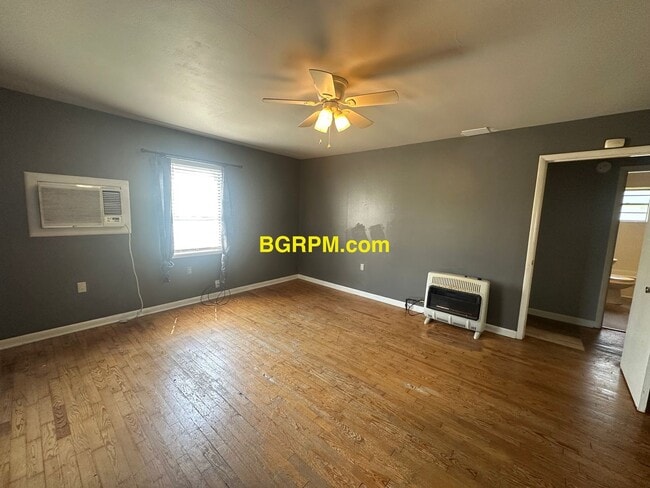 Building Photo - Beebe home