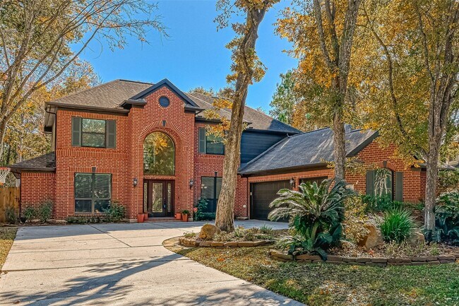 Building Photo - 11 Gabled Pines Pl