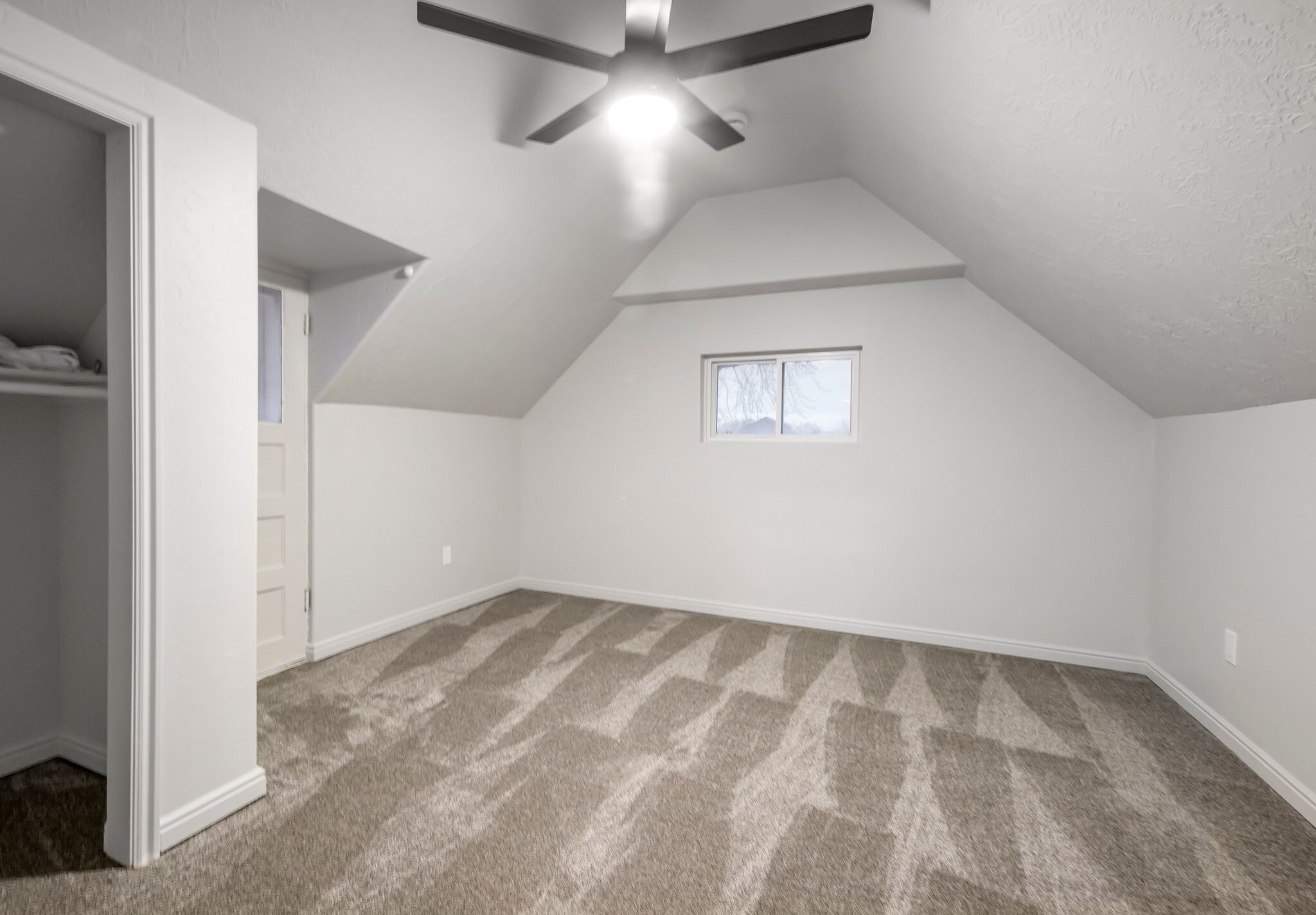 Building Photo - 445 N 100 E