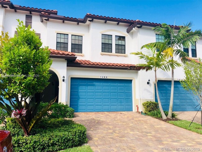 Building Photo - 1409 SW 113th Ave