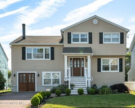 Building Photo - 116 Cornell Ave