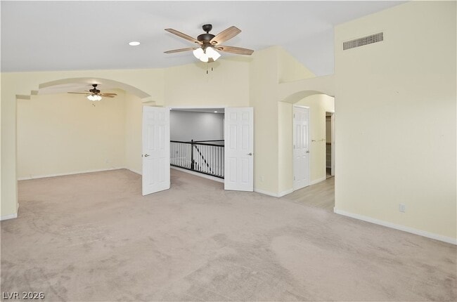 Building Photo - 747 Canyon Crest Dr