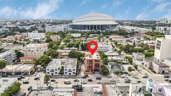 Building Photo - 420 NW 12th Ave