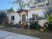 Building Photo - Wine Country Living at Its Finest