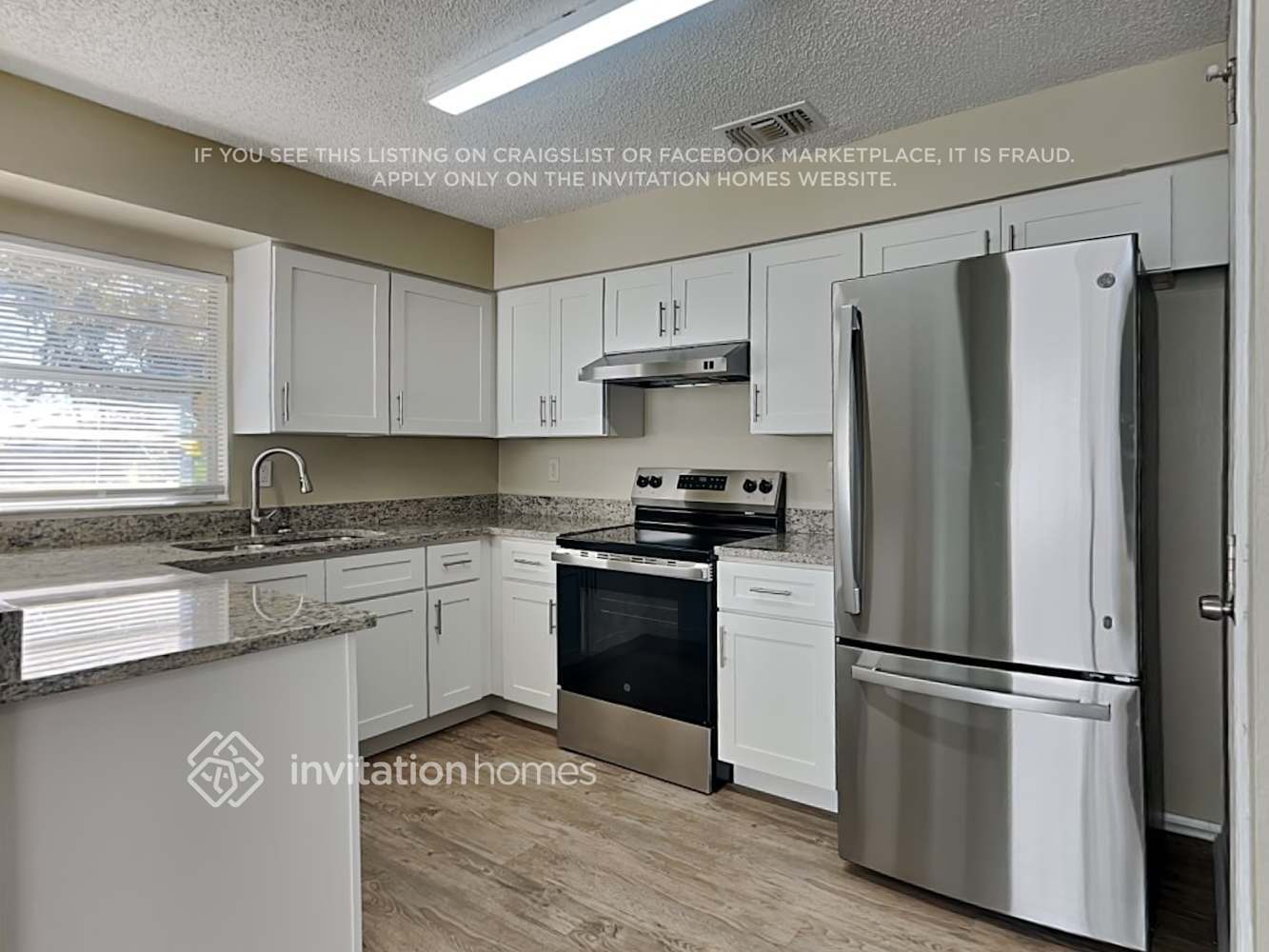 Building Photo - 546 Lake Dexter Blvd