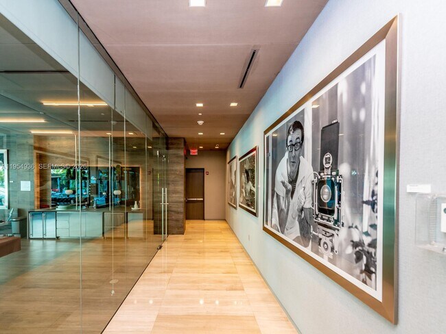 Building Photo - 1080 Brickell Ave