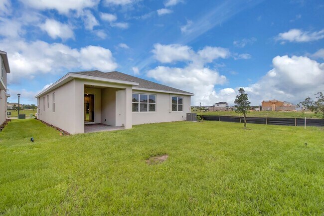 Building Photo - 2261 Mossy Vine Ave