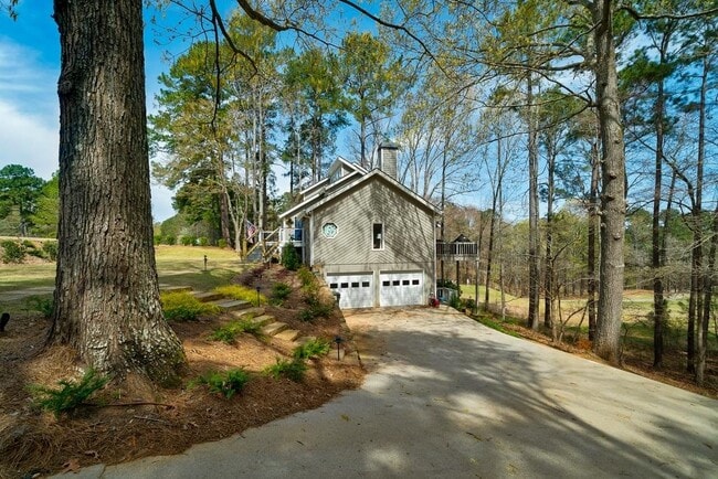 Building Photo - 1900 Snug Harbor Dr