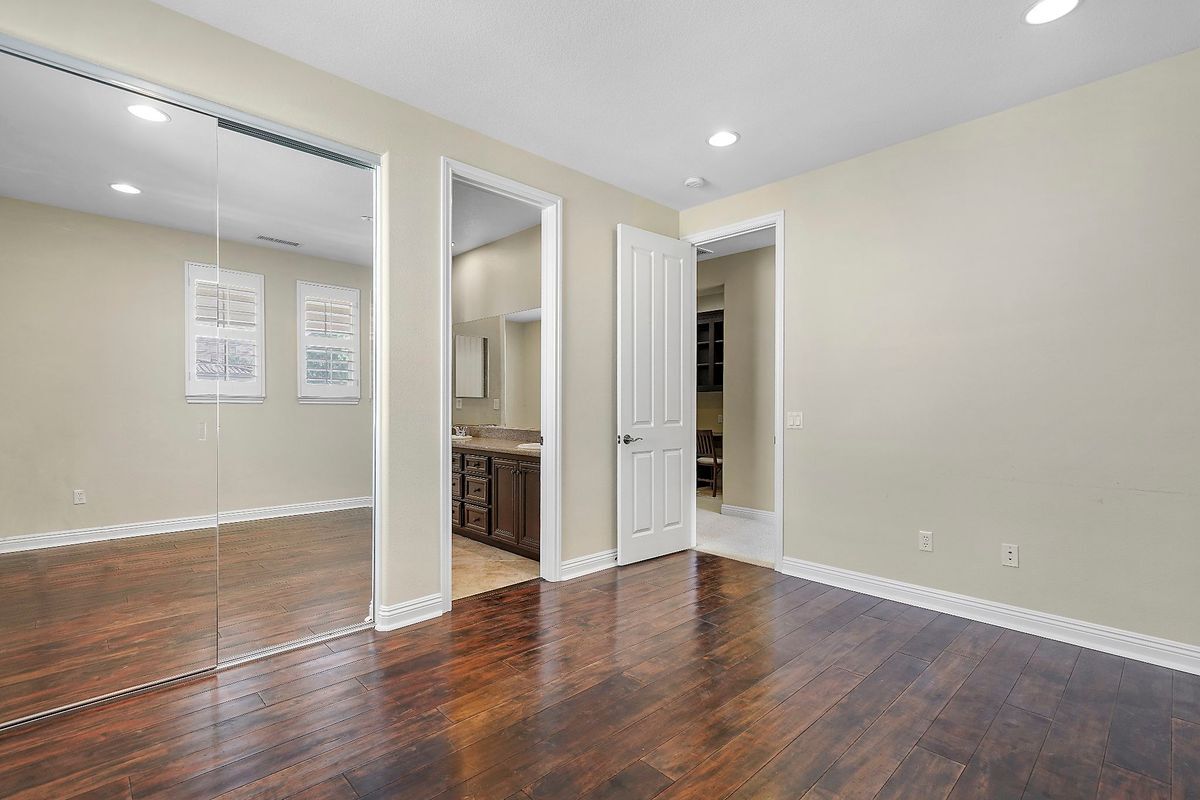 Building Photo - 3904 Eagle Flight Dr