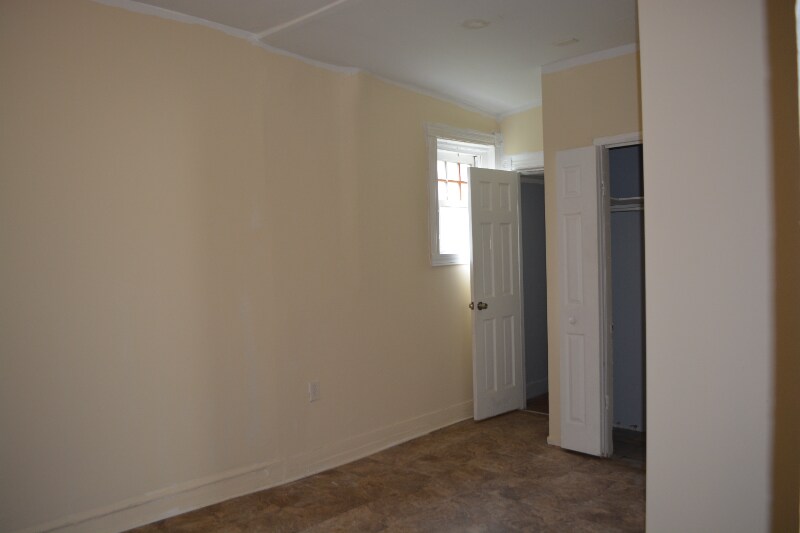 Building Photo - 915 Sunset Ave