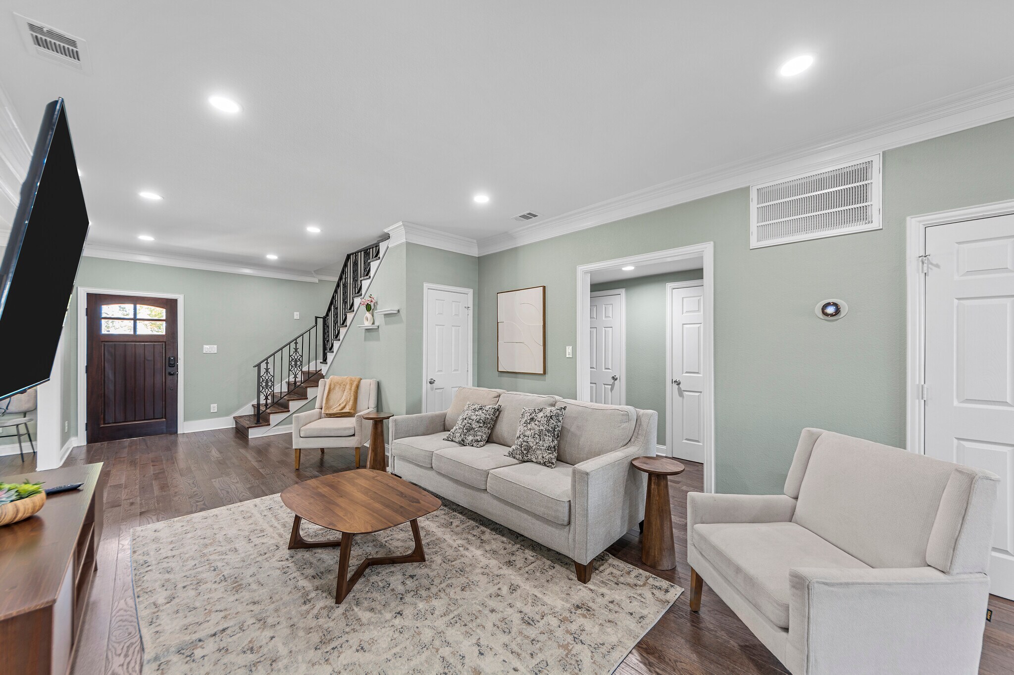 Building Photo - 3316 Inwood Rd