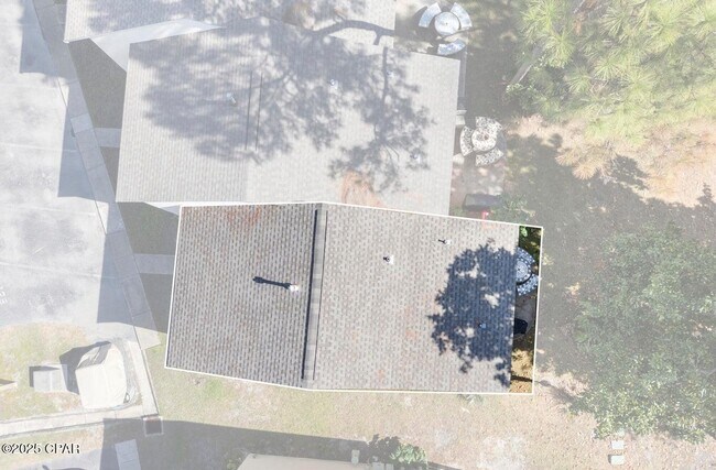Building Photo - 128 White Sandy Dr