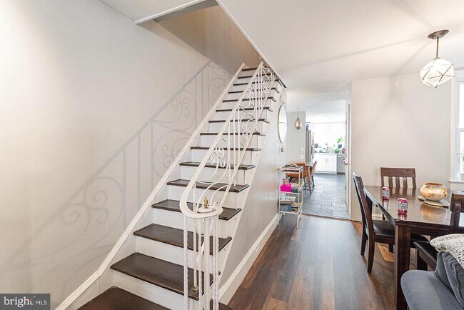 Building Photo - 613 Taney Terrace