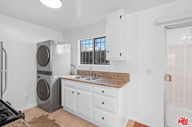 Building Photo - 2109 S Marvin Ave