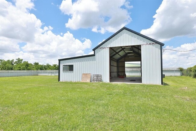 Building Photo - 16435 Telge Rd
