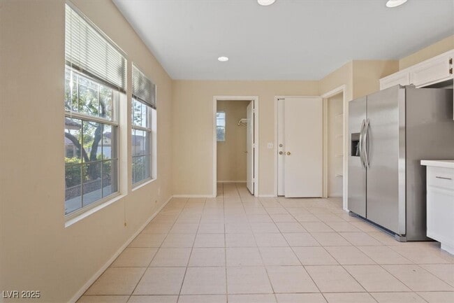 Building Photo - 9632 Marigny Ct