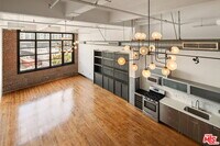 Building Photo - 1850 Industrial St