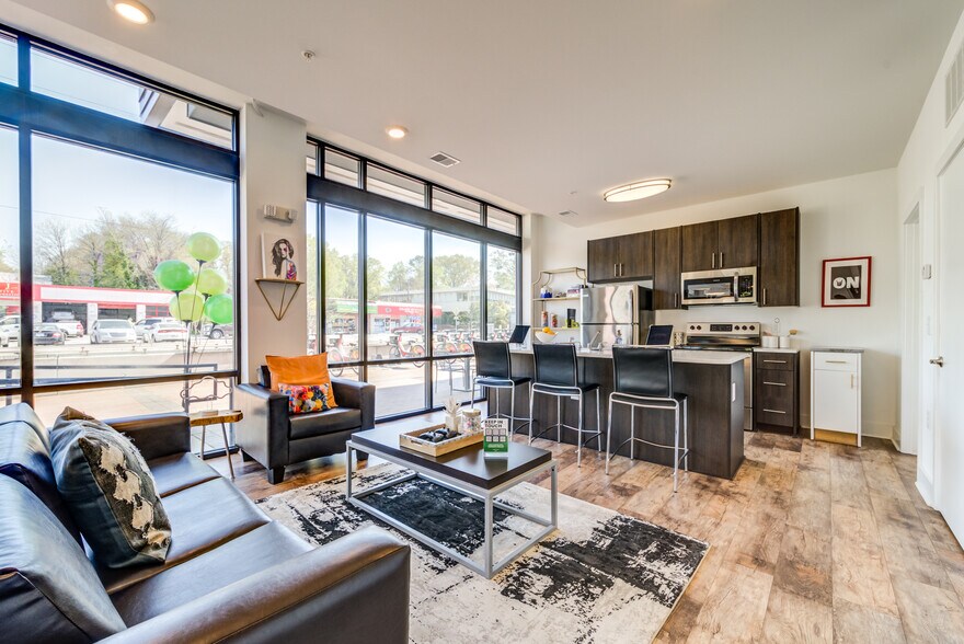 Live on Hillsborough Student Housing 2811 Hillsborough St Raleigh NC