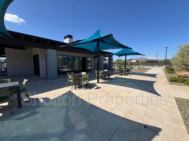 Building Photo - 15874 W Gray Fox Trl
