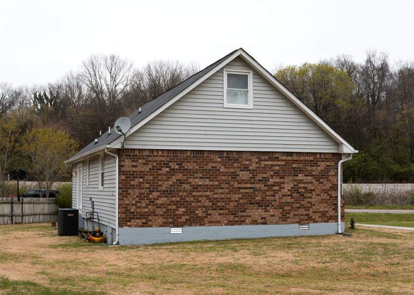 Building Photo - 200 glenrose ct