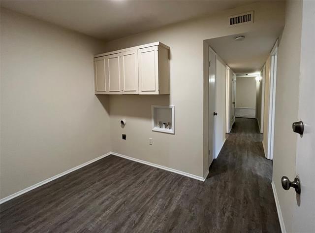 Building Photo - 6646 Hillwood Ln