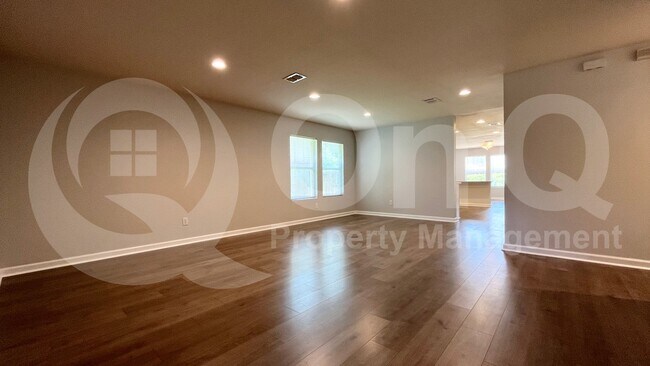 Building Photo - 13269 Fowler Dr