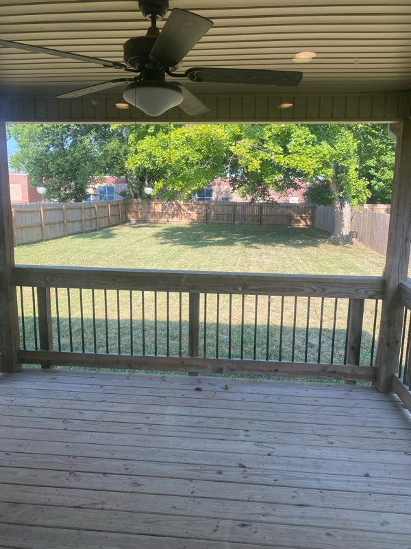 Building Photo - 414 Oak St