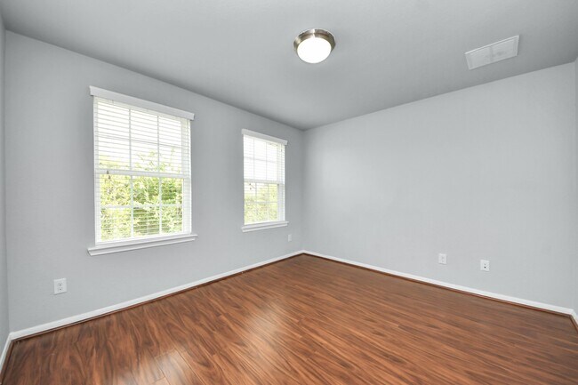 Building Photo - 6306 Bain Dr