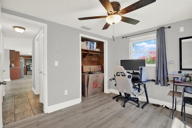 Building Photo - 3543 Trask Dr