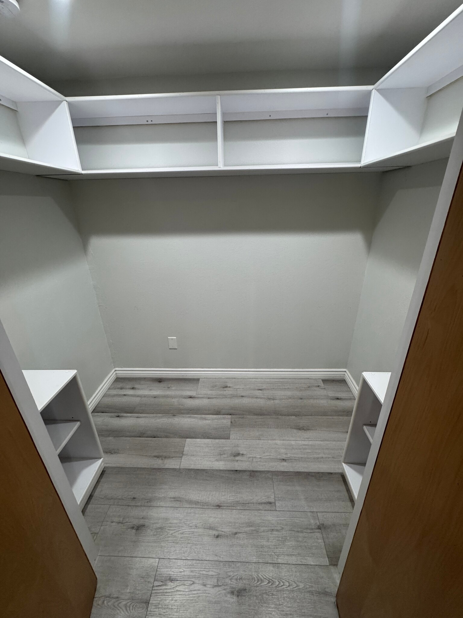 Building Photo - 6631 Heliotrope Ave