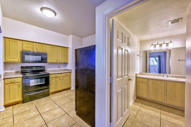 Building Photo - 6955 N Durango Dr