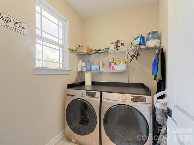 Building Photo - 7121 Toxaway Ln