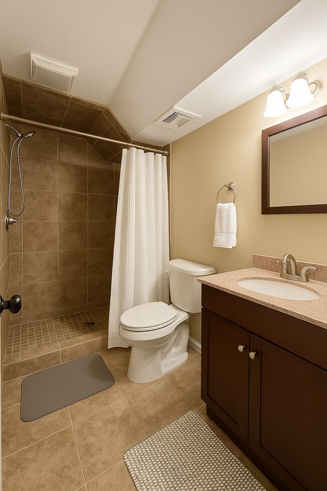 Building Photo - Crystal home for lease, 3 beds 2 baths, updates through-out!