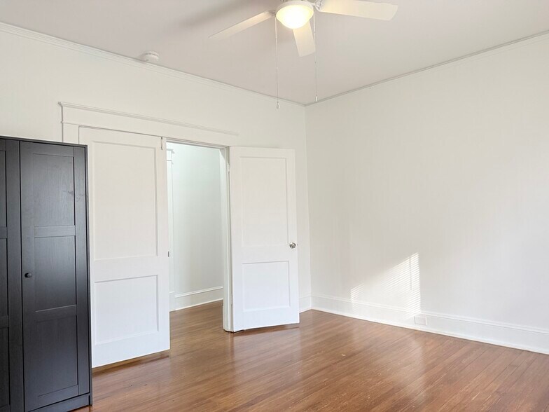 Bedroom 2: 13.5'x12' - 2205 Mayflower Dr