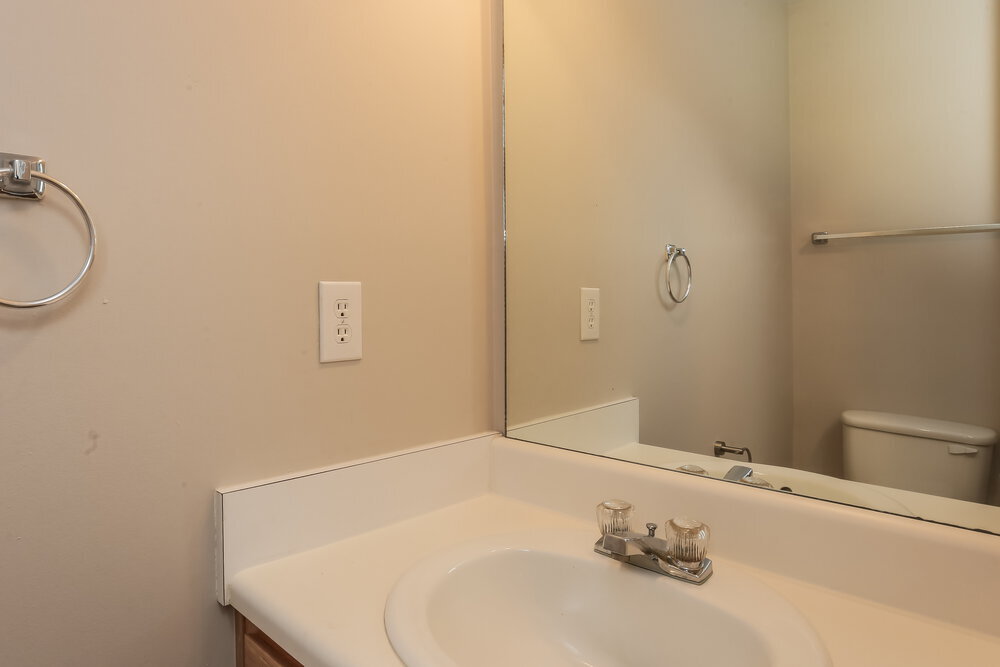 Building Photo - 9490 Pebble Creek Ct