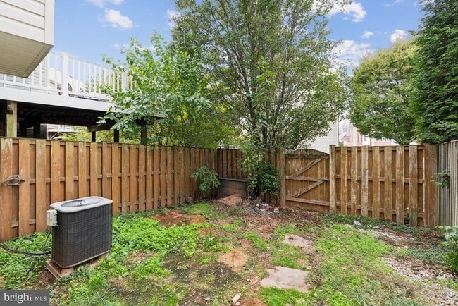 Building Photo - 8968 Brewer Creek Pl