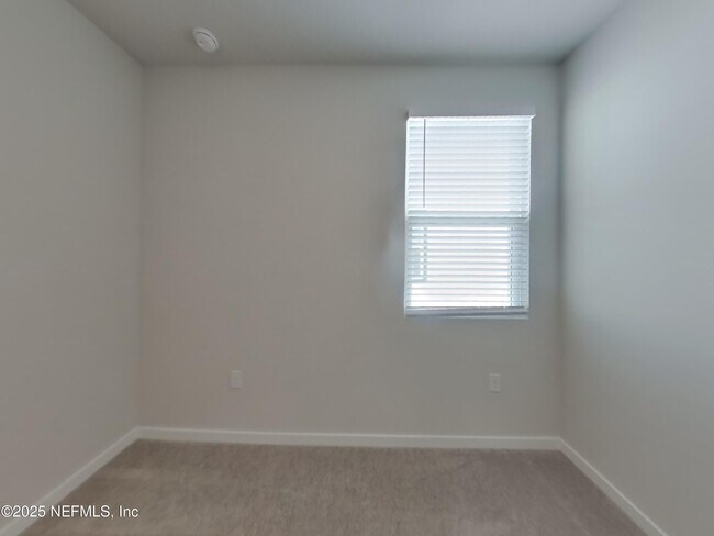 Building Photo - 14881 Praline Ct