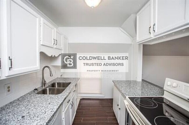 Building Photo - 1602 Avenue X
