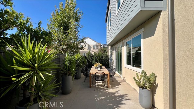 Building Photo - 731 Jasper St